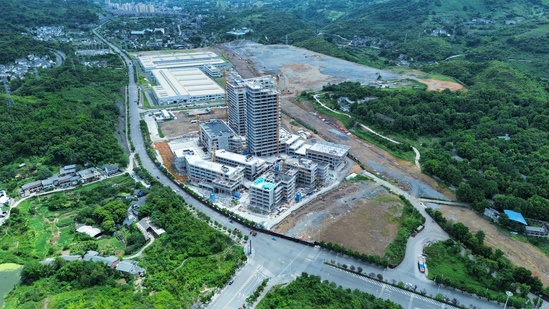 重慶萬盛項目主體結構航拍—南方公司 王維康 攝.jpg